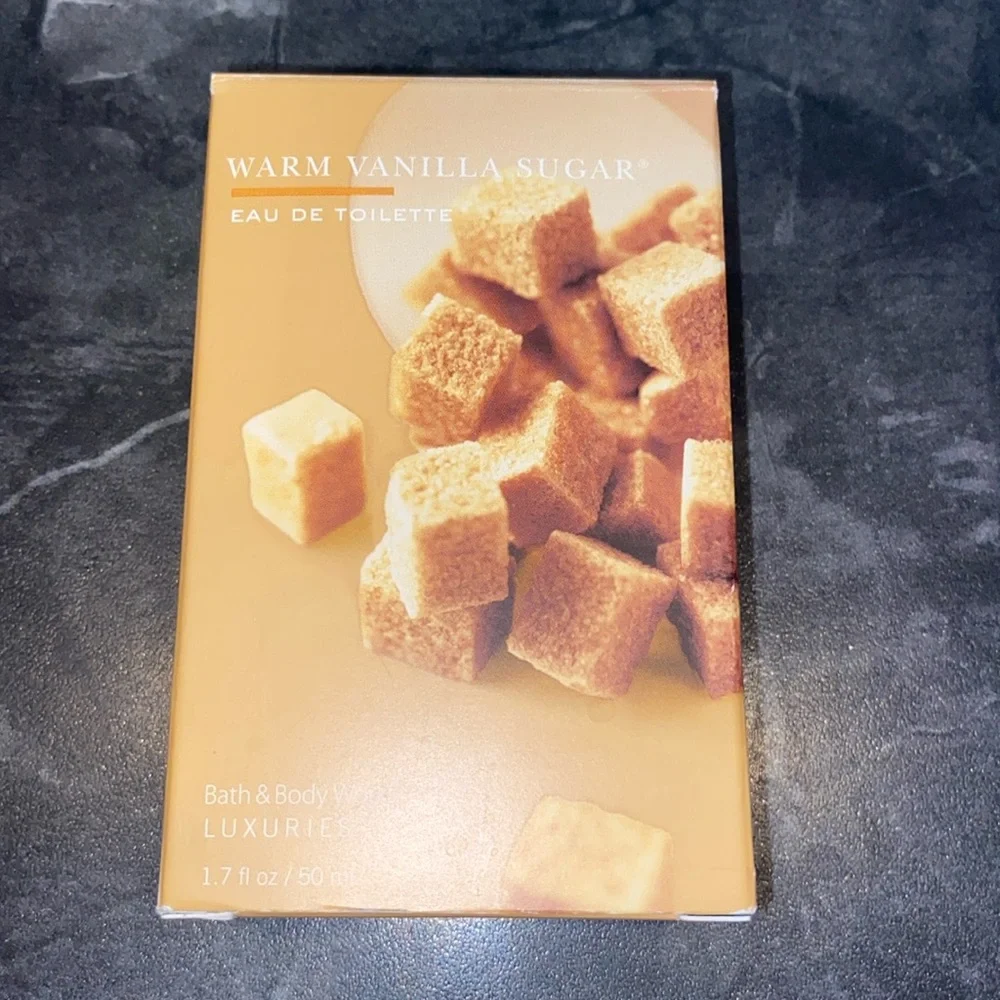 DISCONTINUED Bath And Body Works Luxuries Warm Vanilla Sugar Spray